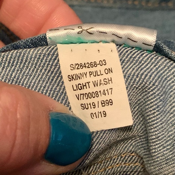 Girls Jeans Set of 2 ๐๐ - Picture 9 of 11